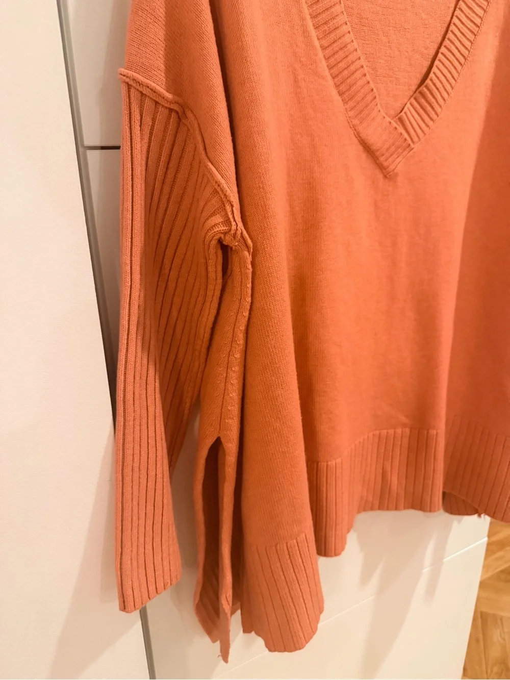 Free People Rust Orange Oversized V-Neck Drop Shoulder Sweater Medium